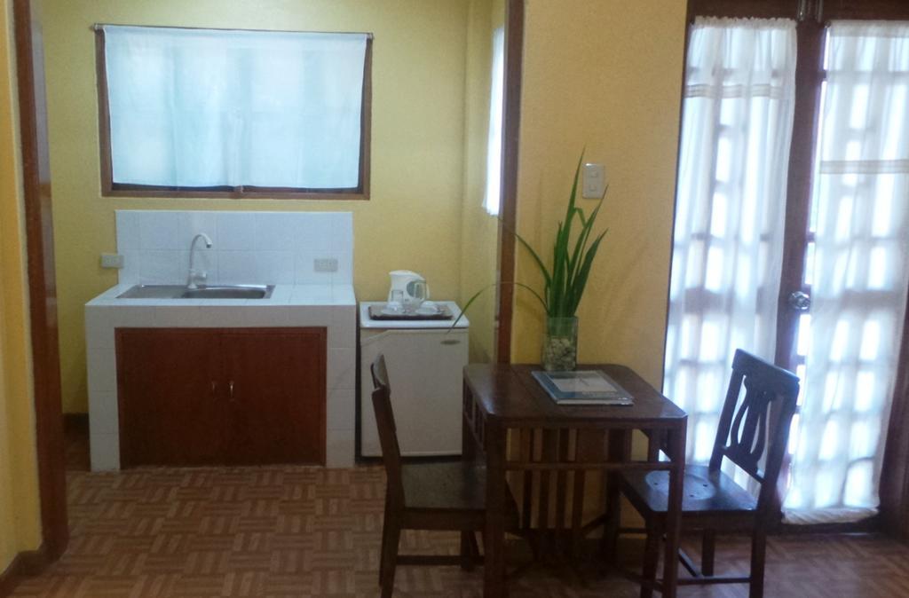 Sun Garden Hilltop Resort Manoc-Manoc Oda fotoğraf