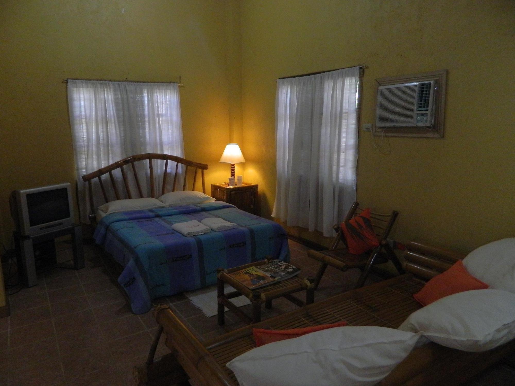 Sun Garden Hilltop Resort Manoc-Manoc Dış mekan fotoğraf