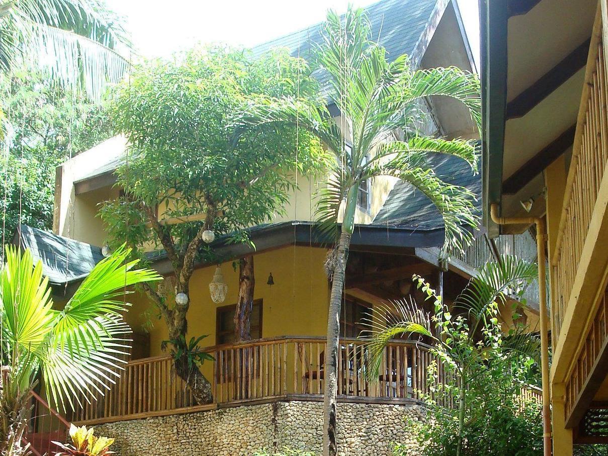 Sun Garden Hilltop Resort Manoc-Manoc Dış mekan fotoğraf